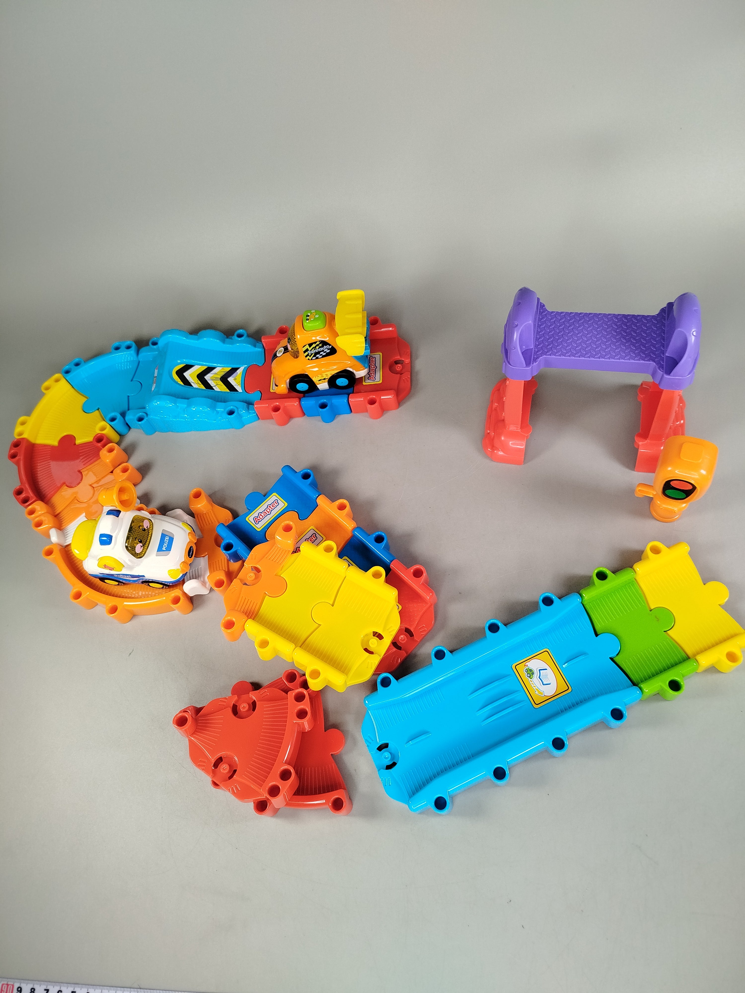 VTech Tut Tut Baby Flitzer Straßen-Set mit 6 Fahrzeugen